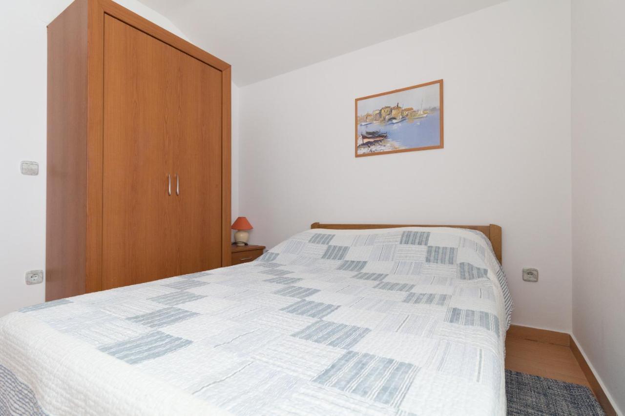 Kristi Apartment Complex Near The Sandy Beach - By Ta Leut Agency Privlaka  Bagian luar foto